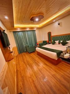 Hidden Heaven Old Manali club house road