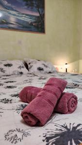 Nedi's Nest - Cozy Countryside Retreat Under Palmtrees 