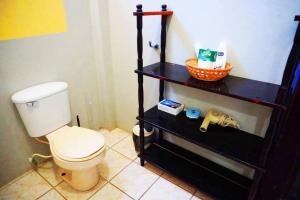 SeaView Studio w Balcony Pool near Airport,2ndFl
