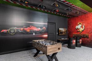 6 Bedrooms 4 Bathrooms Solterra 7311 Ol