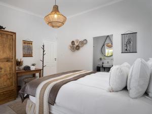 Phezulu Manor, Panoramic Views, Serviced Retreat