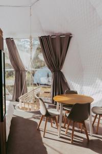 Campings Camping RCN Les Collines de Castellane : photos des chambres