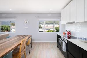 Modern Beachfront Apartment