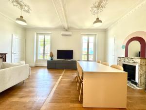 Appartements Le Bastille, 6 pers, 300 m gare, Climatisation : photos des chambres