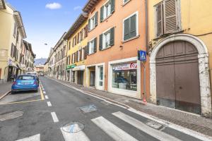 Dream House Salo-Historic Center - Happy Rentals
