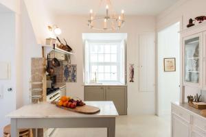 Central 3 Bedroom Apartment in Ericeira