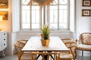 Central Ericeira - Light filled with Terrace