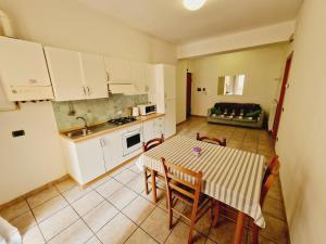 Lisbona Apartment Seconda fila mare Rif A600