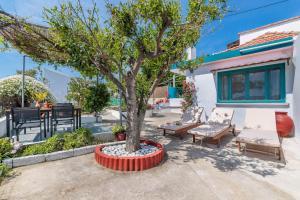 Anatoli Peak Cottage