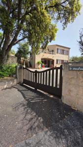 Entire ground floor in beautiful villa