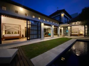 Spacious Villa in Petitenget Top Location