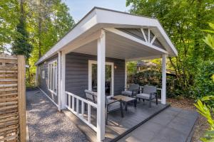 2 persoons Lodge Hottub