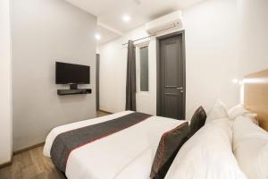 Super Townhouse Dilshad Garden Near Dilshad Garden Metro Station