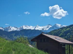 Chalets Le Grenier de Fernand - vue montagne : photos des chambres