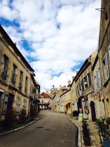 Appartements The Good Studio Vezelay : photos des chambres