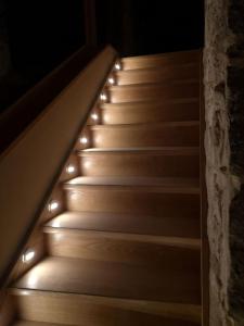 La chapelle moulin traversée par leau jacuzzi piscine classé 5 étoiles