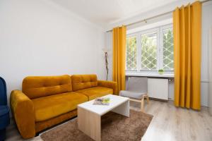 Modern & Bright Apartment Promenada Park Mokotów Warsaw by Noclegi Renters