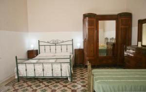 Eden Garden-Historic Big House Near Sea, Gallipoli