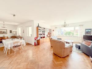 Townhouse close to Beach & City Center