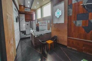 Hotel Rashika Palace Near Sindhi Camp Bus Stand, Jaipur