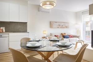 The Rentals Collection - Izpizua