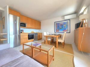 Appartements Magnifique 2p vue mer et piscine : photos des chambres