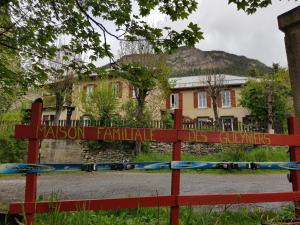 B&B / Chambres d'hotes Maison familiale des Gueyniers : photos des chambres