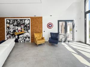 Villas Villa haut de gamme avec Piscine, Bar et Cinema : photos des chambres