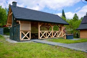 Dzika Dziura z jacuzzi