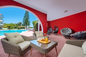 Diamanti Villa Prime Location