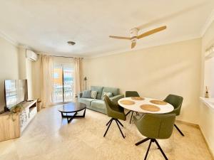 Marbella del Mar IV Beach Retreat & Pool - EaW Homes