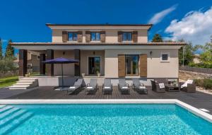 Villa Dante - 3hvězdičkové hotely ve městě Juršići