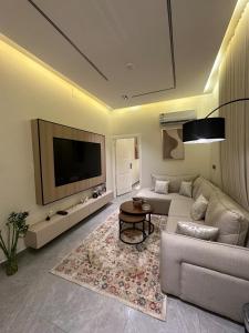 Modern apartment 1BR, self-entry #1