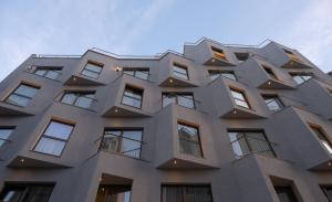 Mitsis NU Piraeus Port