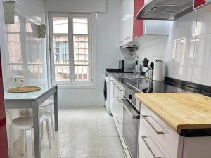 YBH Lopez de Neira 42, 1