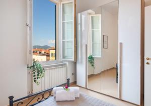 cvr 8- 3 rooms with views - near the Tower