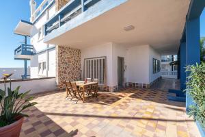 Blife Riamya private rooms