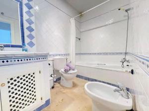 Stylish 3 Bed house in Las Ramblas Golf, Sea Views