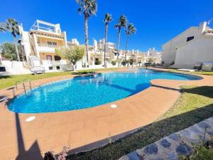 Stylish 3 Bed house in Las Ramblas Golf, Sea Views