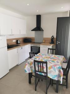 Villas Maison Cosy au Coeur de St-Jean : photos des chambres