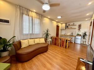 The 19th Transient House in Solano 1