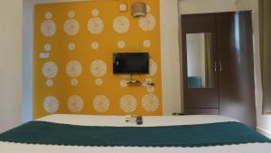 Aradhya Executive Koregoan Park