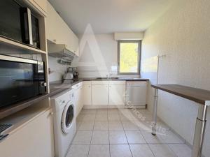 Sur les hauteurs, T4 avec clim, wifi, parking et piescine