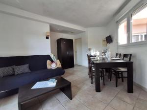 Appartements SAINT-FLORENT 2 Pieces terrasse piscine FLO300-J07 : photos des chambres