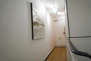 Abbey Road 4 Bed Home - Garden, Parking, Sleeps 11