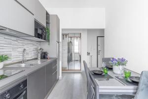 Comodo e Confortevole-Sesto Piano con Vista