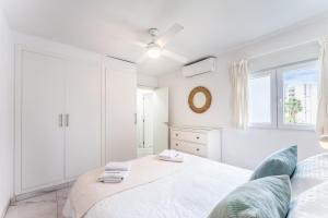 VB Diana 2BDRs with Fantastic Sea Views