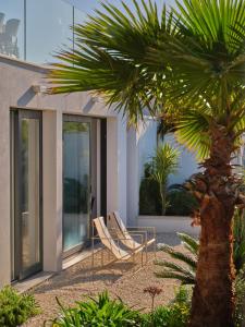 Villa AMore - seafront retreat