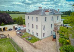 Countryside Pod Retreat