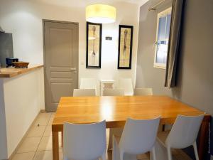 Maisons de vacances Villa in Provence with Private Pool : photos des chambres